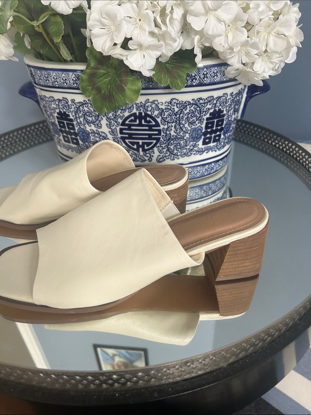Cream Leather Open-Toe Block Heel Mules
